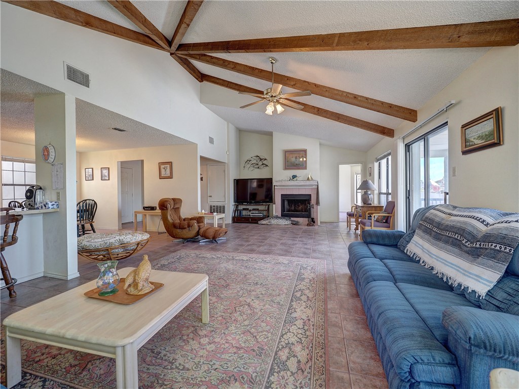 16041 Cuttysark St Property Photo 6