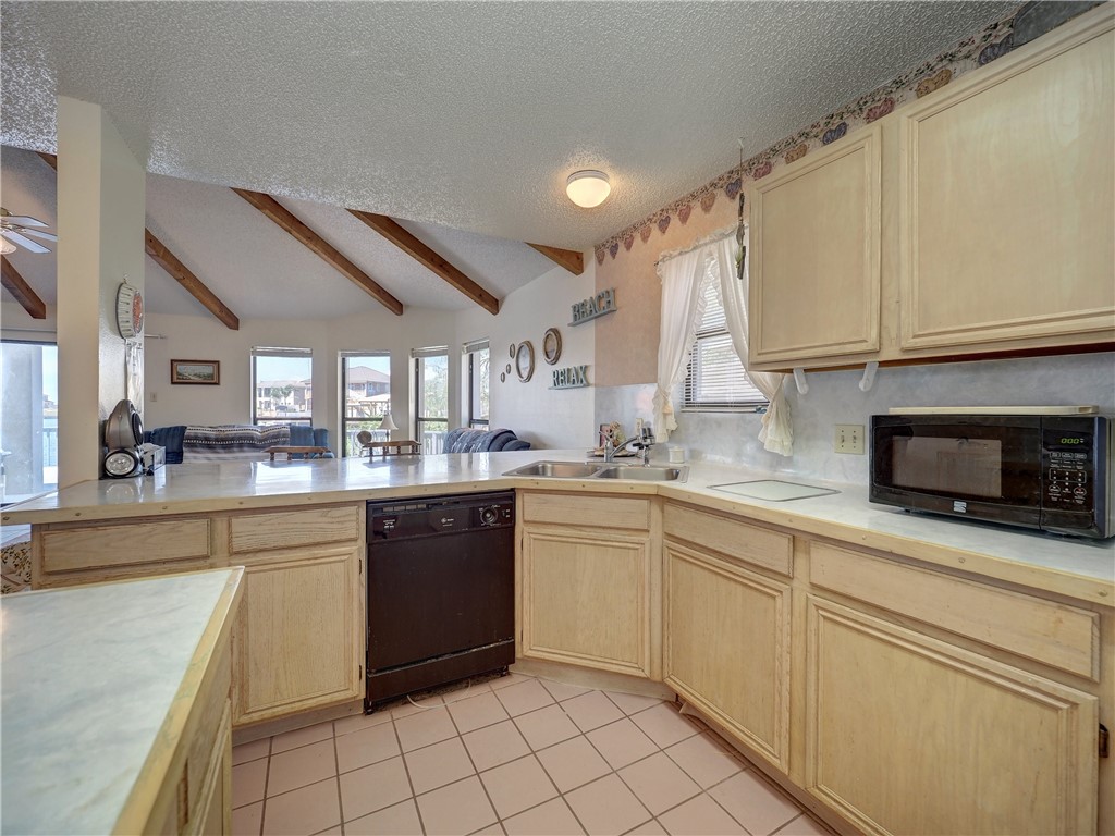 16041 Cuttysark St Property Photo 15