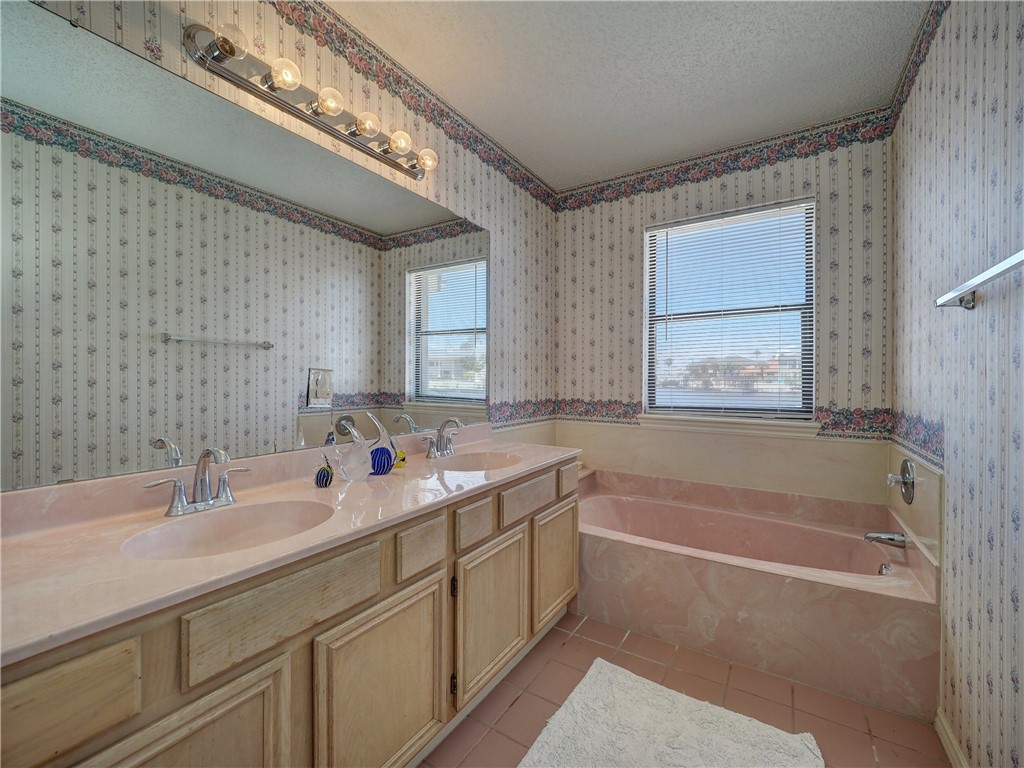 16041 Cuttysark St Property Photo 27