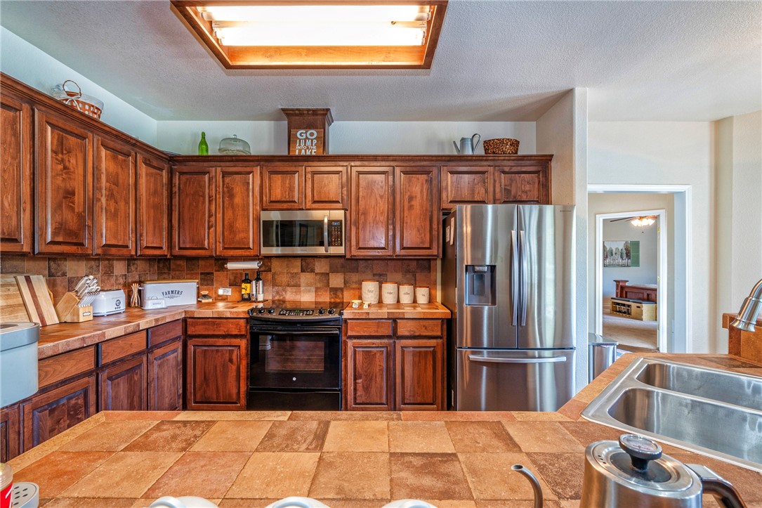 212 House Ave Property Photo 11