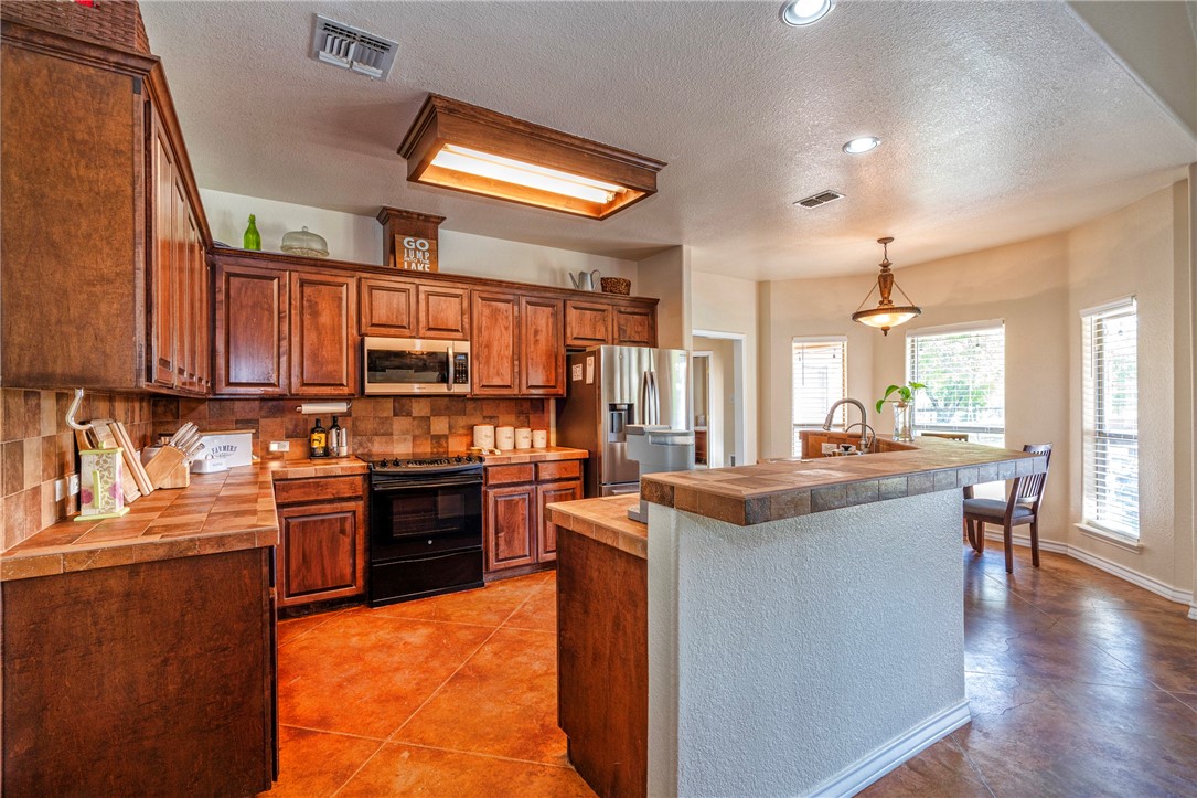 212 House Ave Property Photo 13