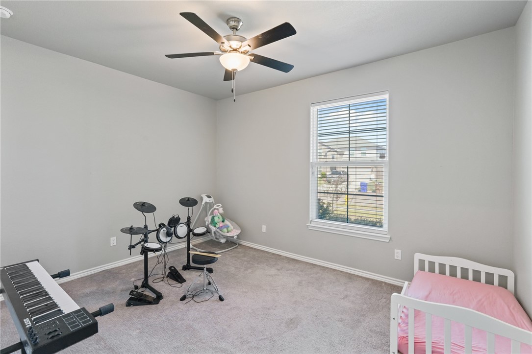 7622 Krypton Dr Property Photo 9