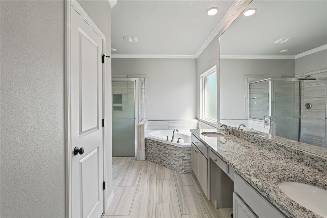 7622 Krypton Dr Property Photo 14