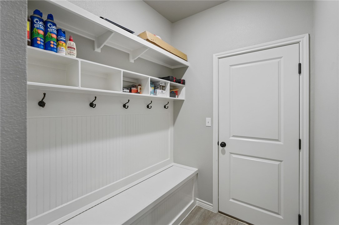 7622 Krypton Dr Property Photo 19