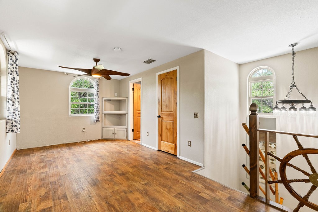 44 Twelfth St Property Photo 6