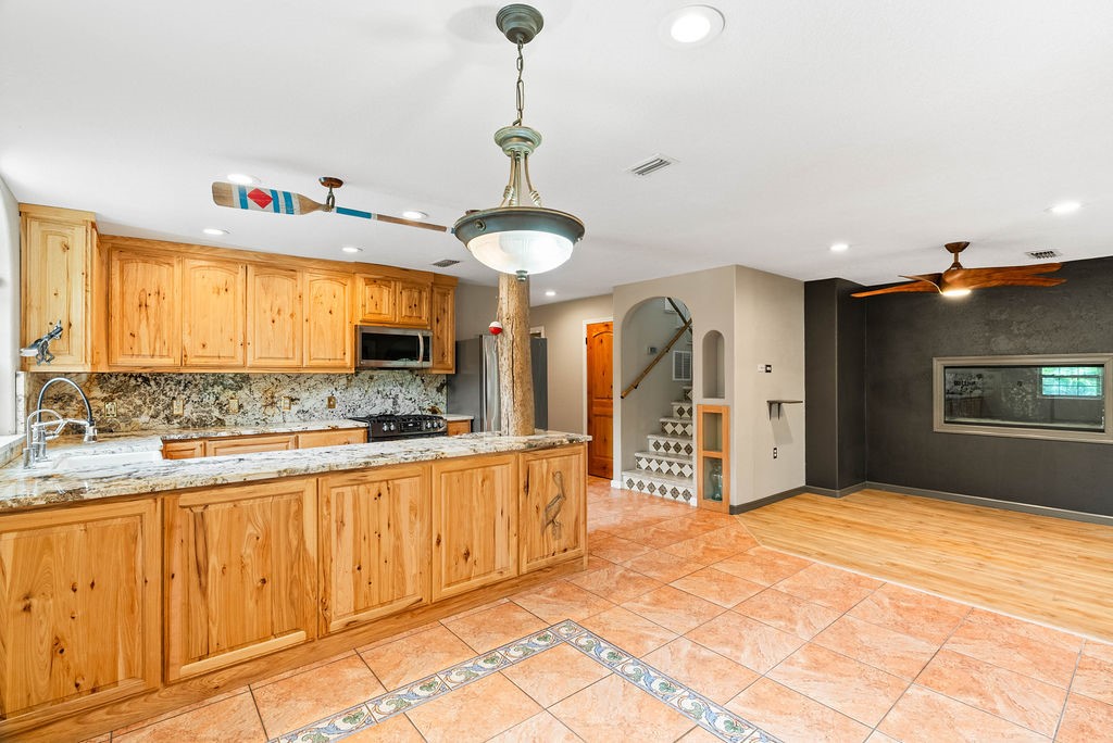 44 Twelfth St Property Photo 7