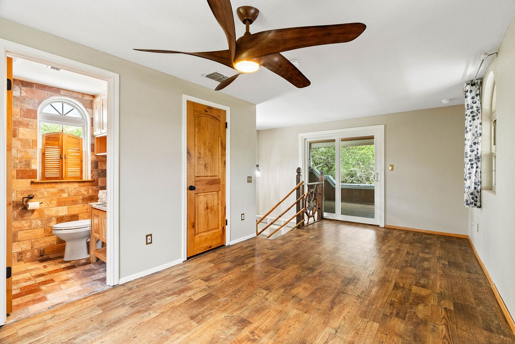 44 Twelfth St Property Photo 8