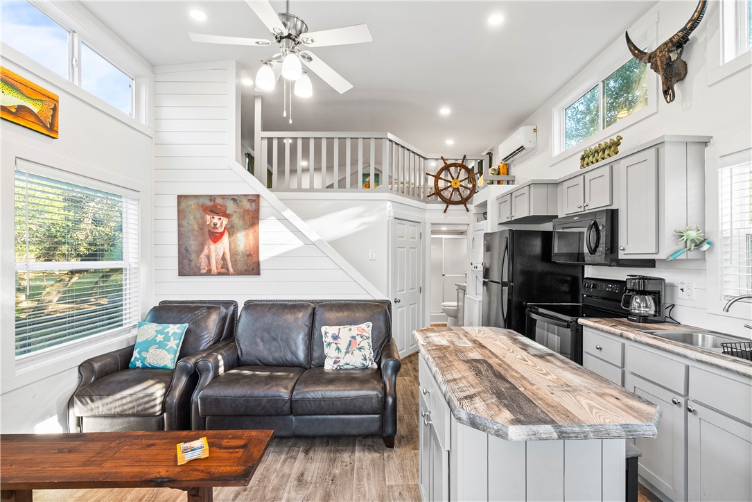 44 Twelfth St Property Photo 27