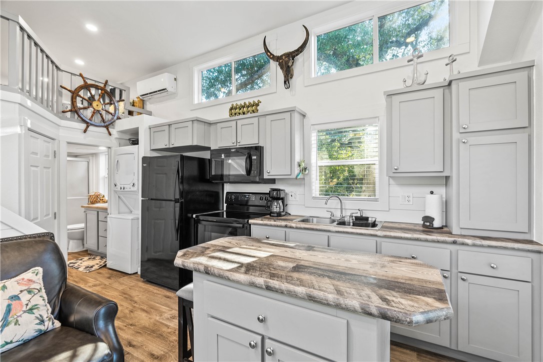 44 Twelfth St Property Photo 28