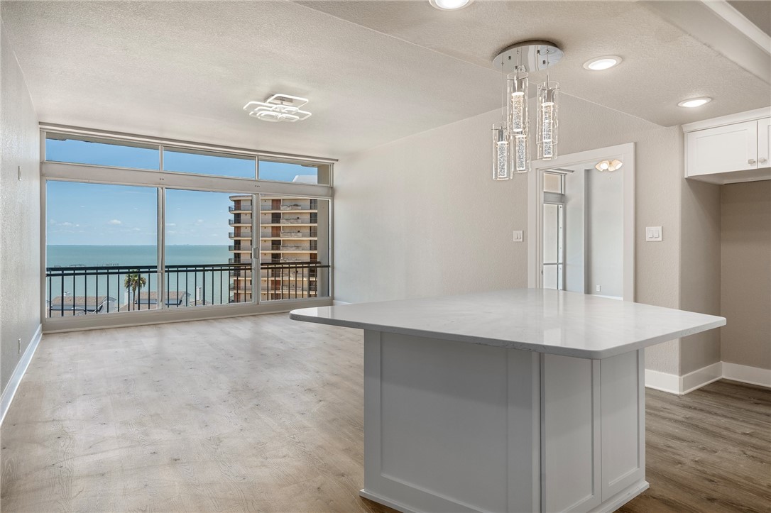 4600 Ocean Dr 602 Property Photo 2