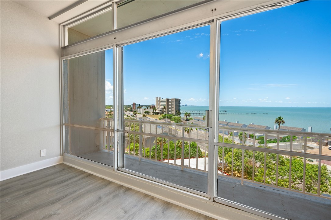 4600 Ocean Dr 602 Property Photo 9
