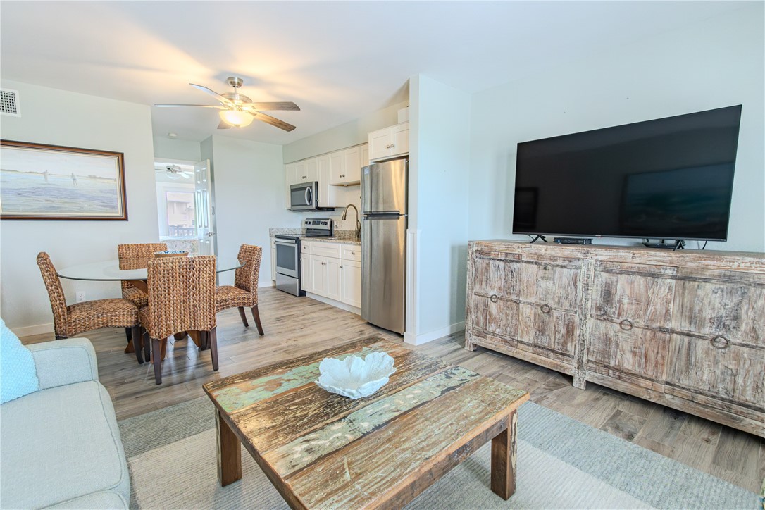 462949 Property Photo 3