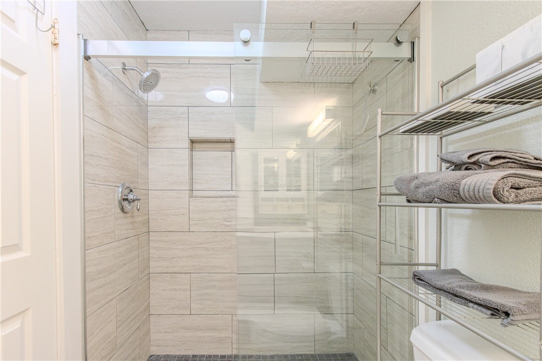 462949 Property Photo 10