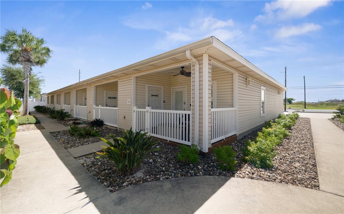 15209 S Padre Island Dr 707 Property Photo 1