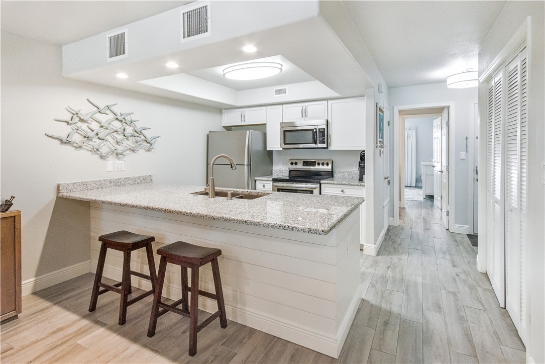 2292 Fulton Beach Road N 402 Property Photo 5