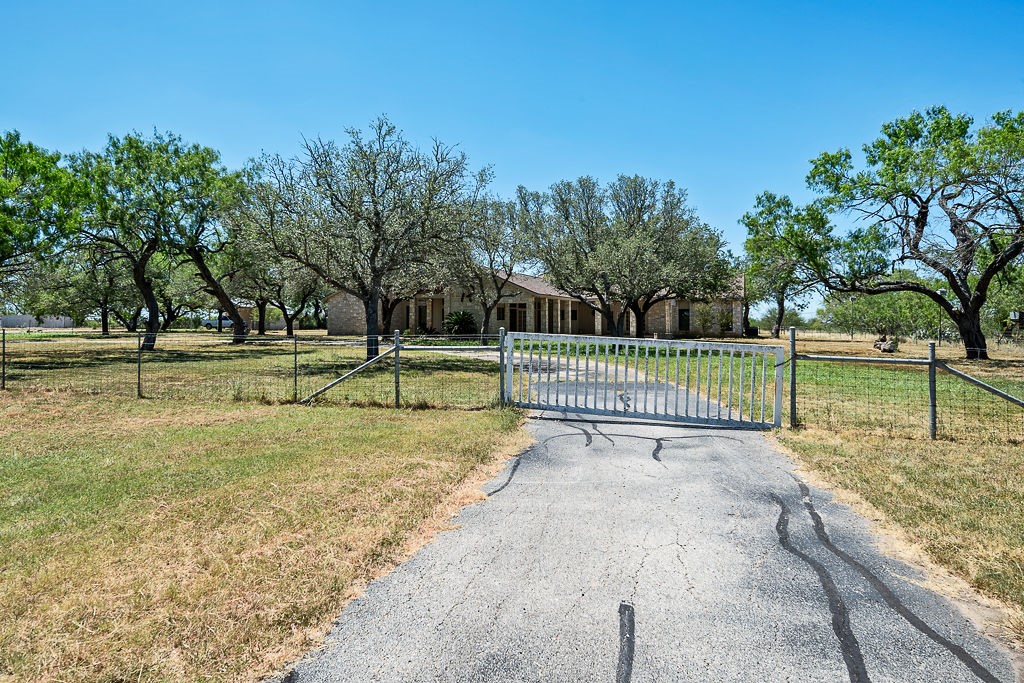 2439 Cr 419 Property Photo 25