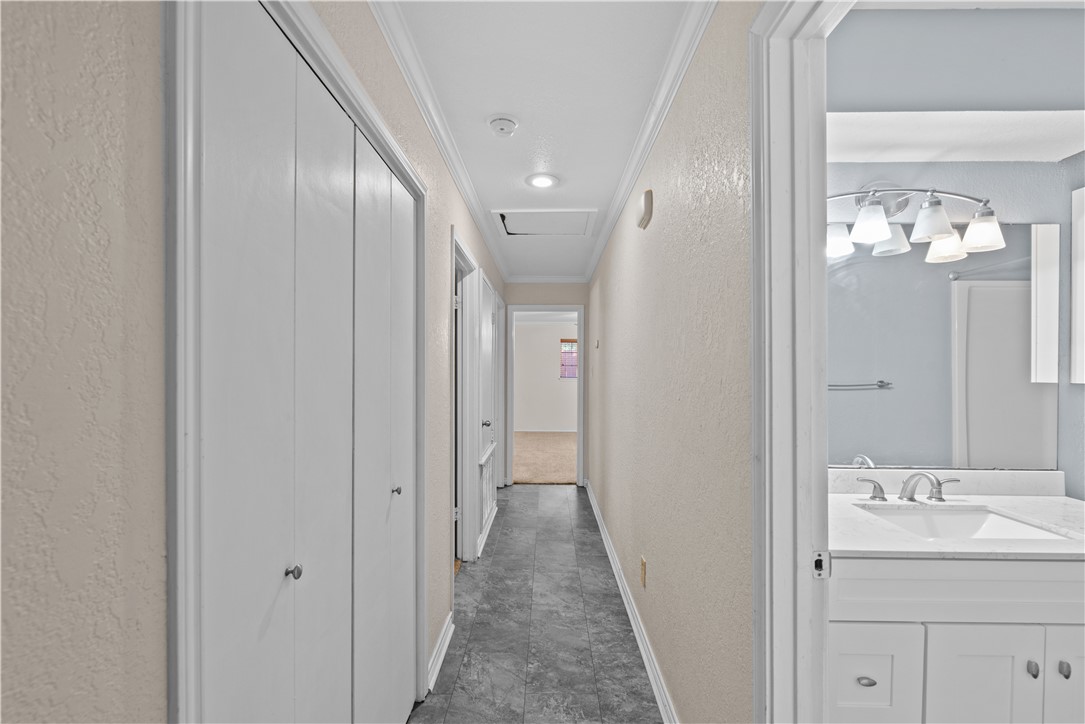 1305 Harbor Lights Dr Property Photo 14