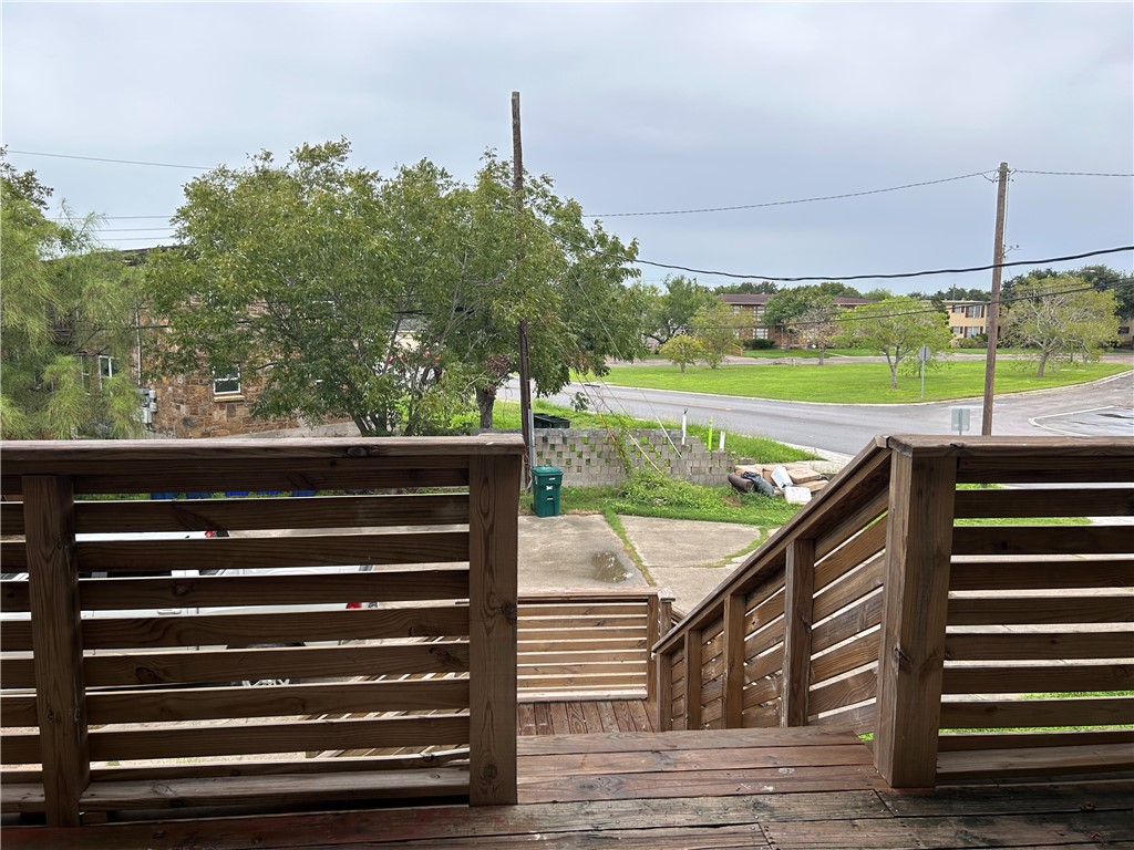 829 Indiana Ave 4 Property Photo 10