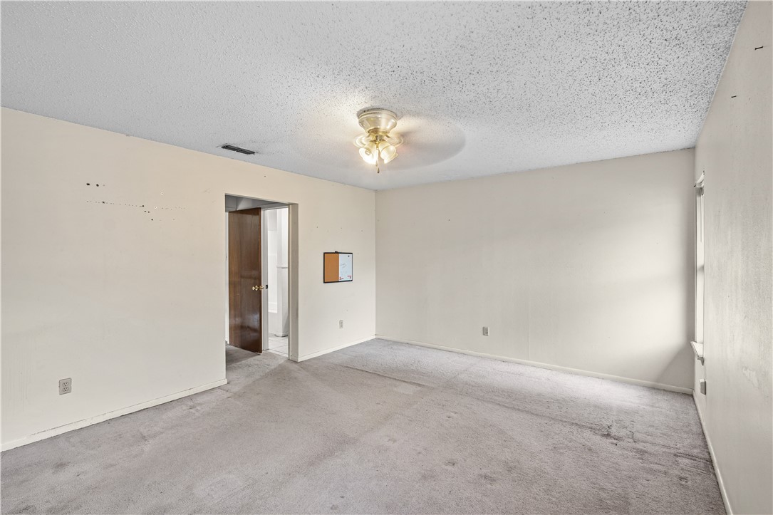 11621 Agua Dulce Creek Drive Property Photo 9