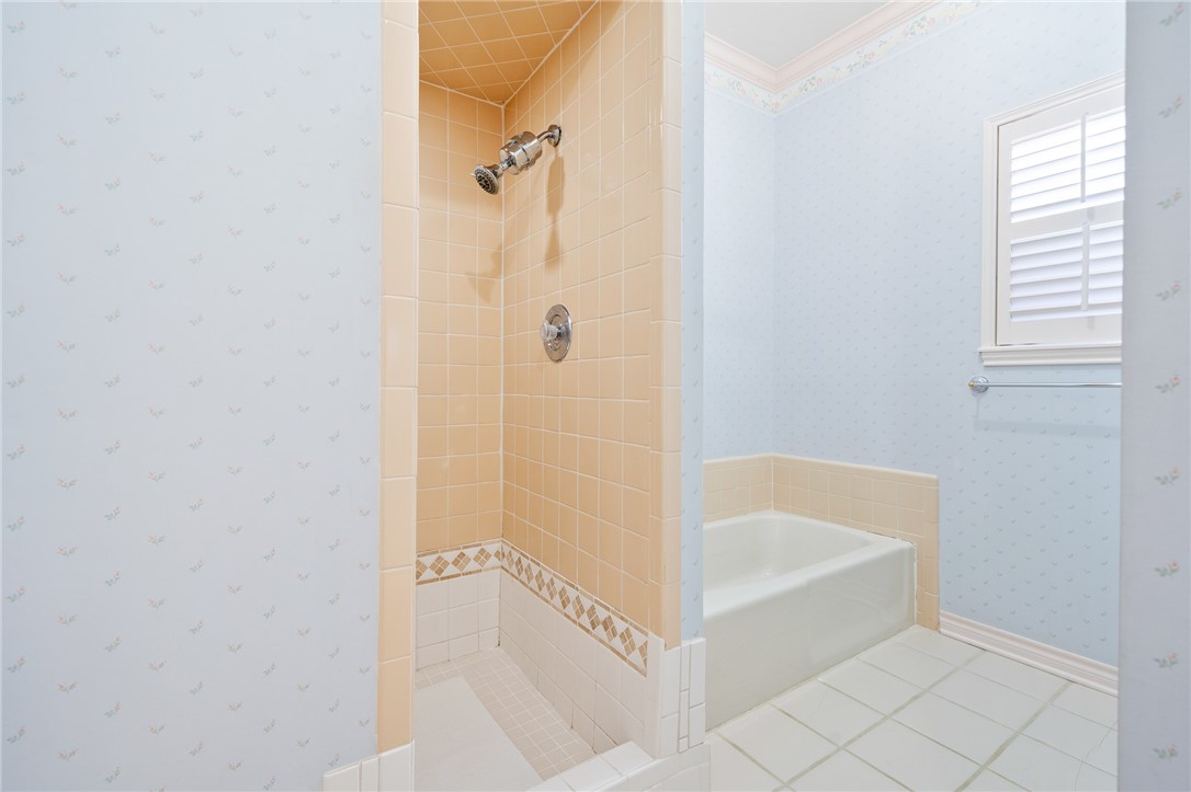 620 Colonial Dr Property Photo 18