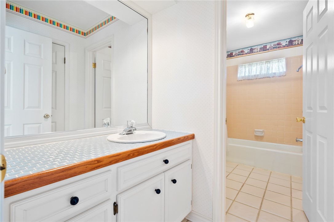 620 Colonial Dr Property Photo 24