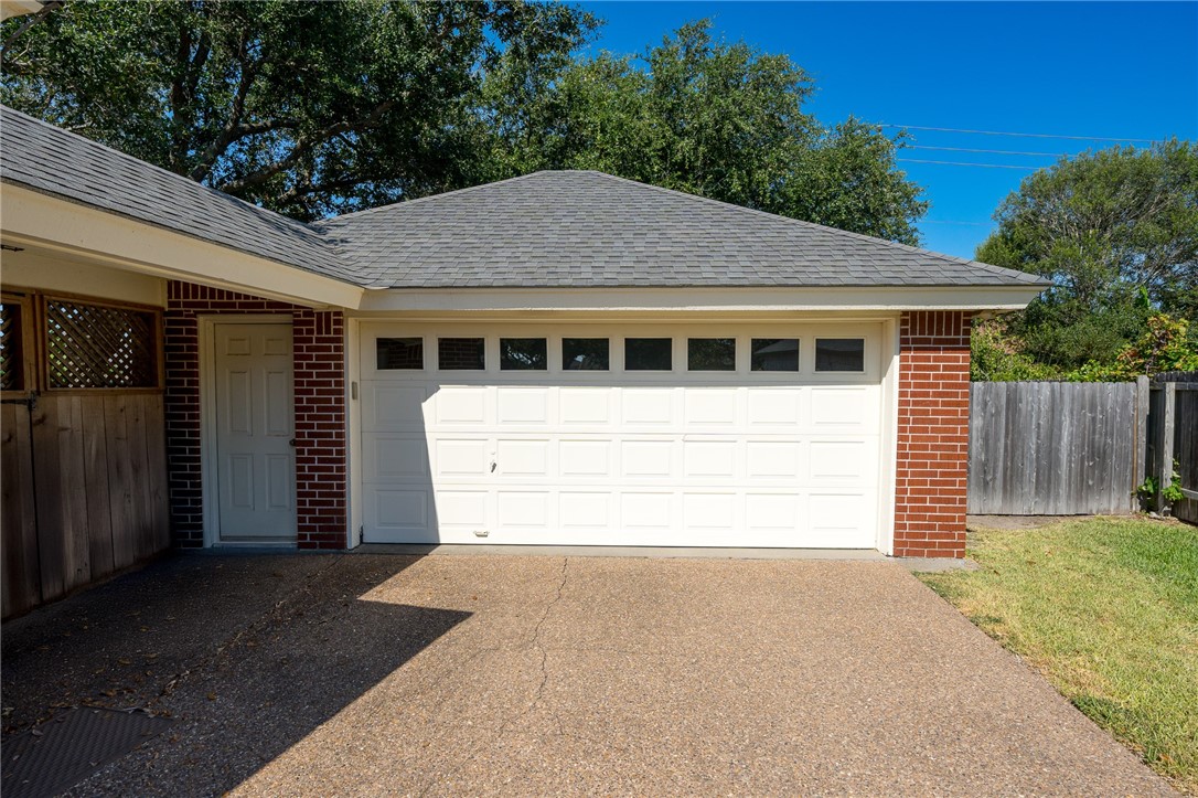 620 Colonial Dr Property Photo 34