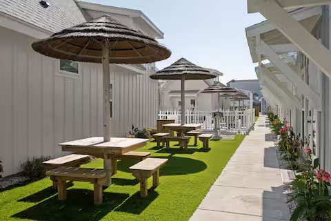 14921 Smugglers Cove Dr Property Photo 5