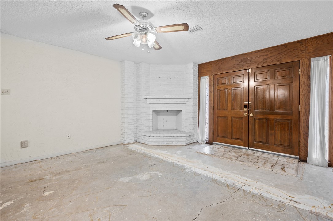 5210 Hitching Post Property Photo 5