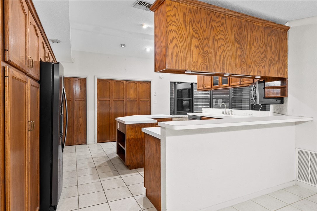 5210 Hitching Post Property Photo 10