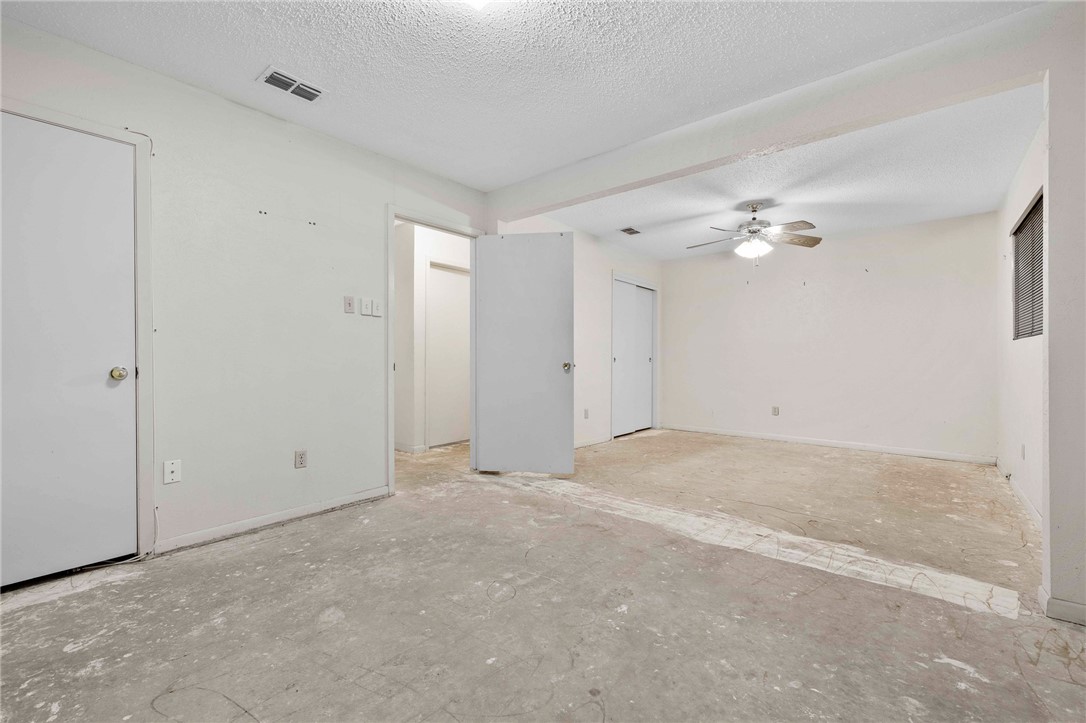 5210 Hitching Post Property Photo 26