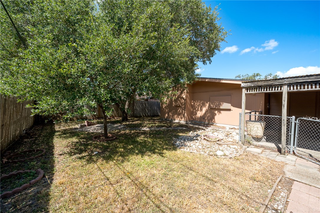 5210 Hitching Post Property Photo 39