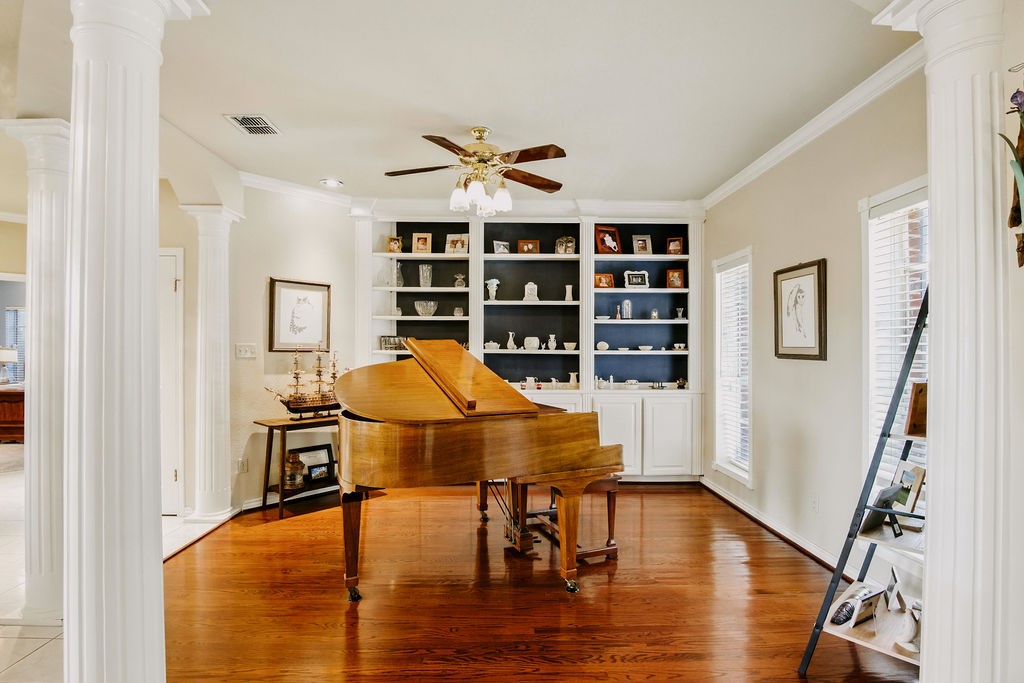 4318 Spring Creek Dr Property Photo 5