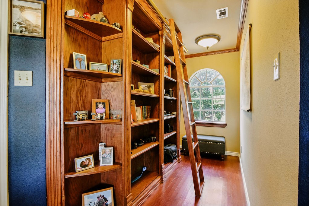 4318 Spring Creek Dr Property Photo 25