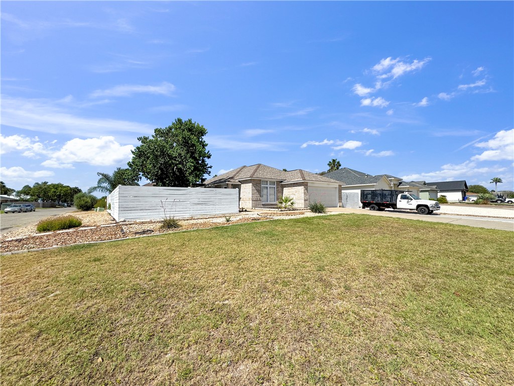 13829 Suntan Ave Property Photo 1