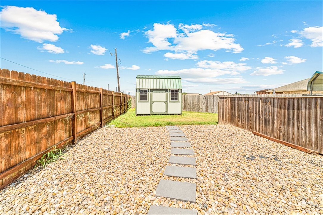 3225 Turkey Hollow Ct Property Photo 13