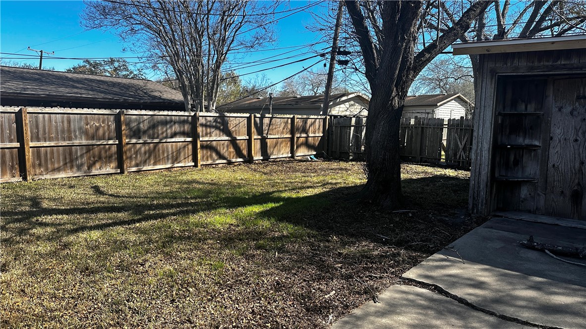 525 Ohio Ave Property Photo 11