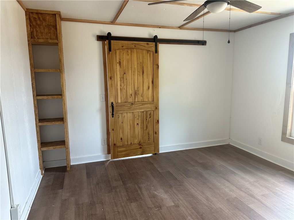 310 Driscoll St Property Photo 17