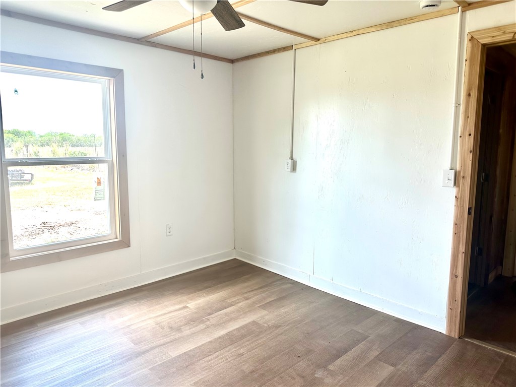 310 Driscoll St Property Photo 18