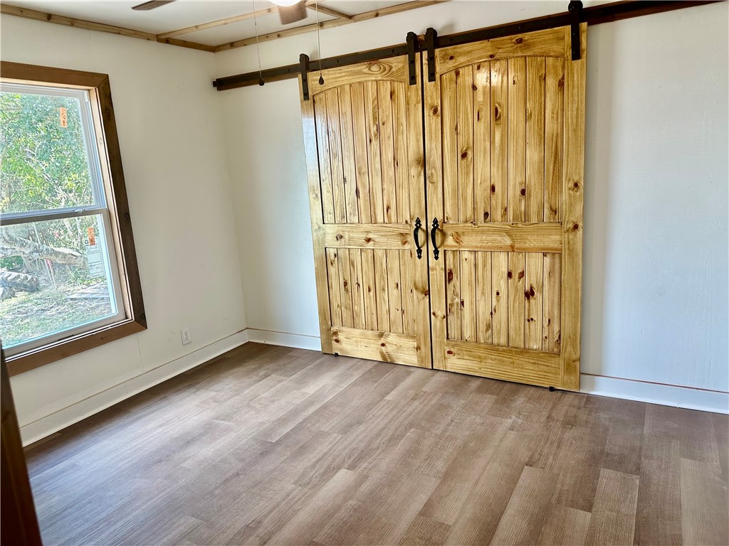 310 Driscoll St Property Photo 23