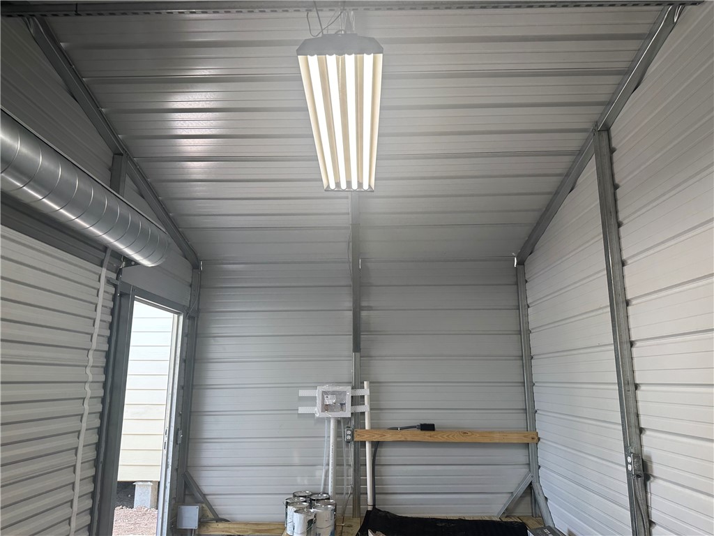 310 Driscoll St Property Photo 27