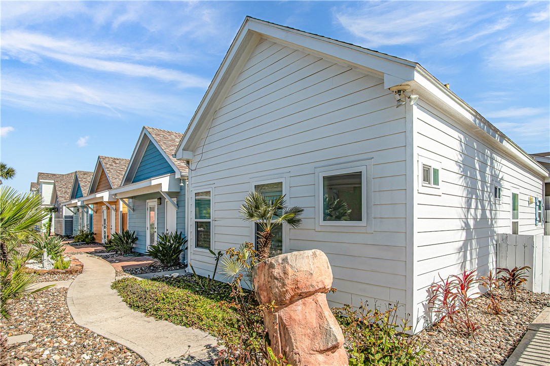 2212 State Highway 361 108 Property Photo 1