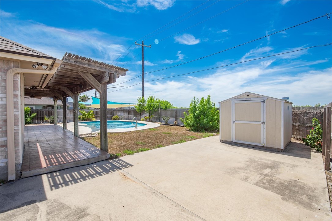 14005 Coquina Bay Ave Property Photo 31