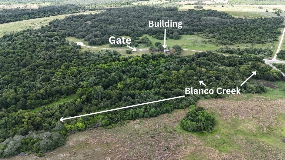 111 Treetop Property Photo 1