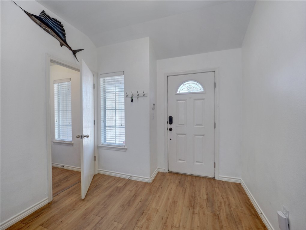 7473 Star Harbor Dr Property Photo 8