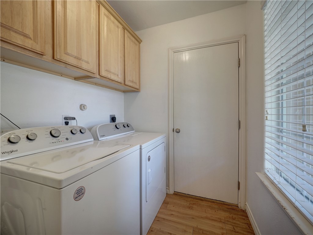 7473 Star Harbor Dr Property Photo 9