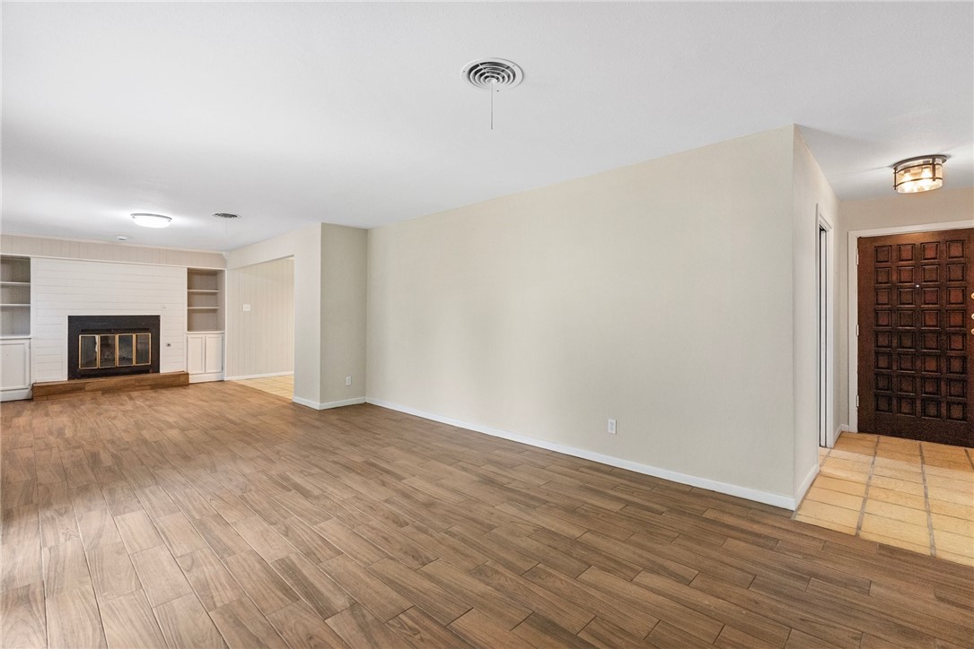 921 Barracuda Pl Property Photo 14