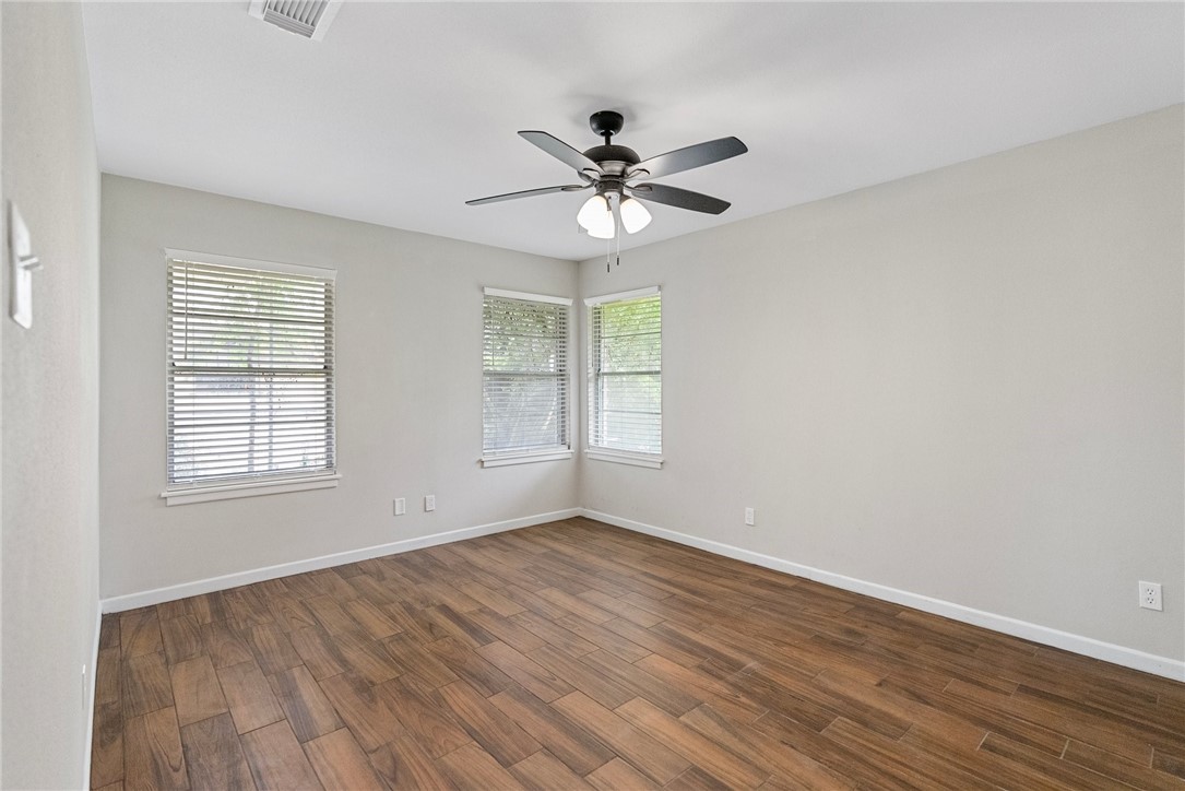 921 Barracuda Pl Property Photo 23