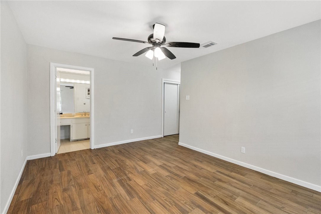 921 Barracuda Pl Property Photo 24