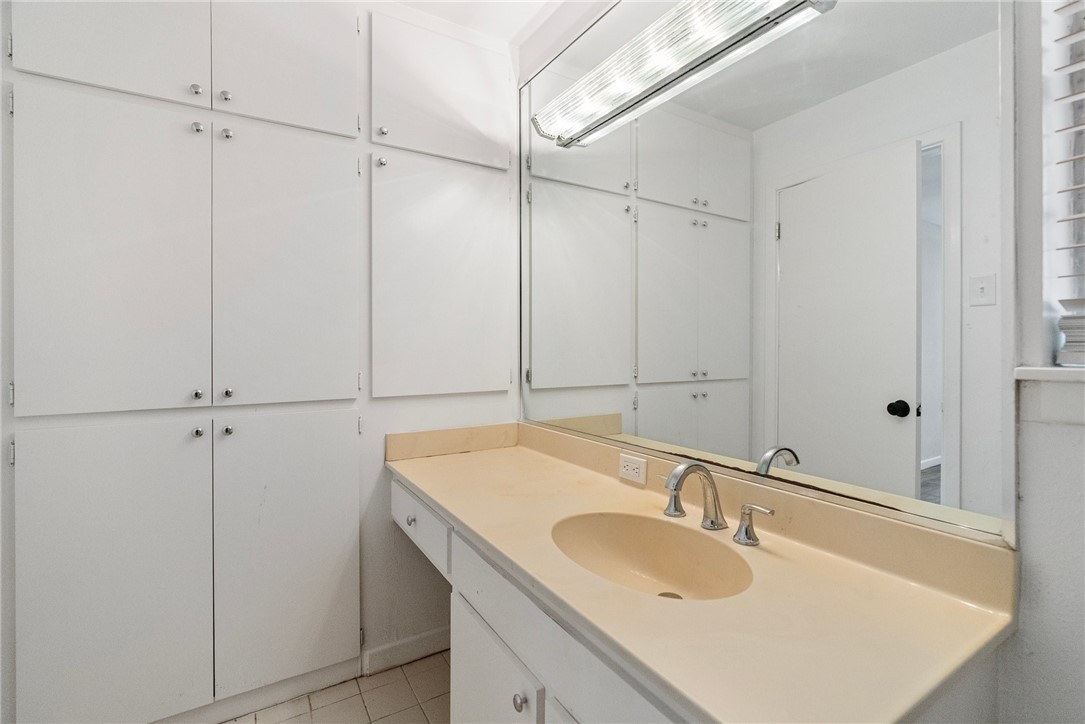 921 Barracuda Pl Property Photo 26