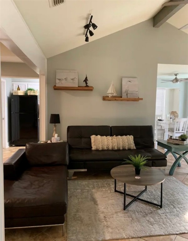 4010 Easy St Property Photo 14